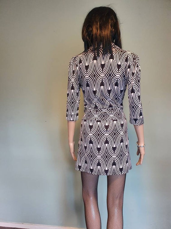 Vintage groovy mini dress psychedelic print Black… - image 5