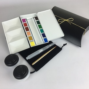 Artist painters Bella artist watercolor metal palette paint box, urban sketcher, Whiskey painters, half pan, travel, Hand Made in Italy,Gift