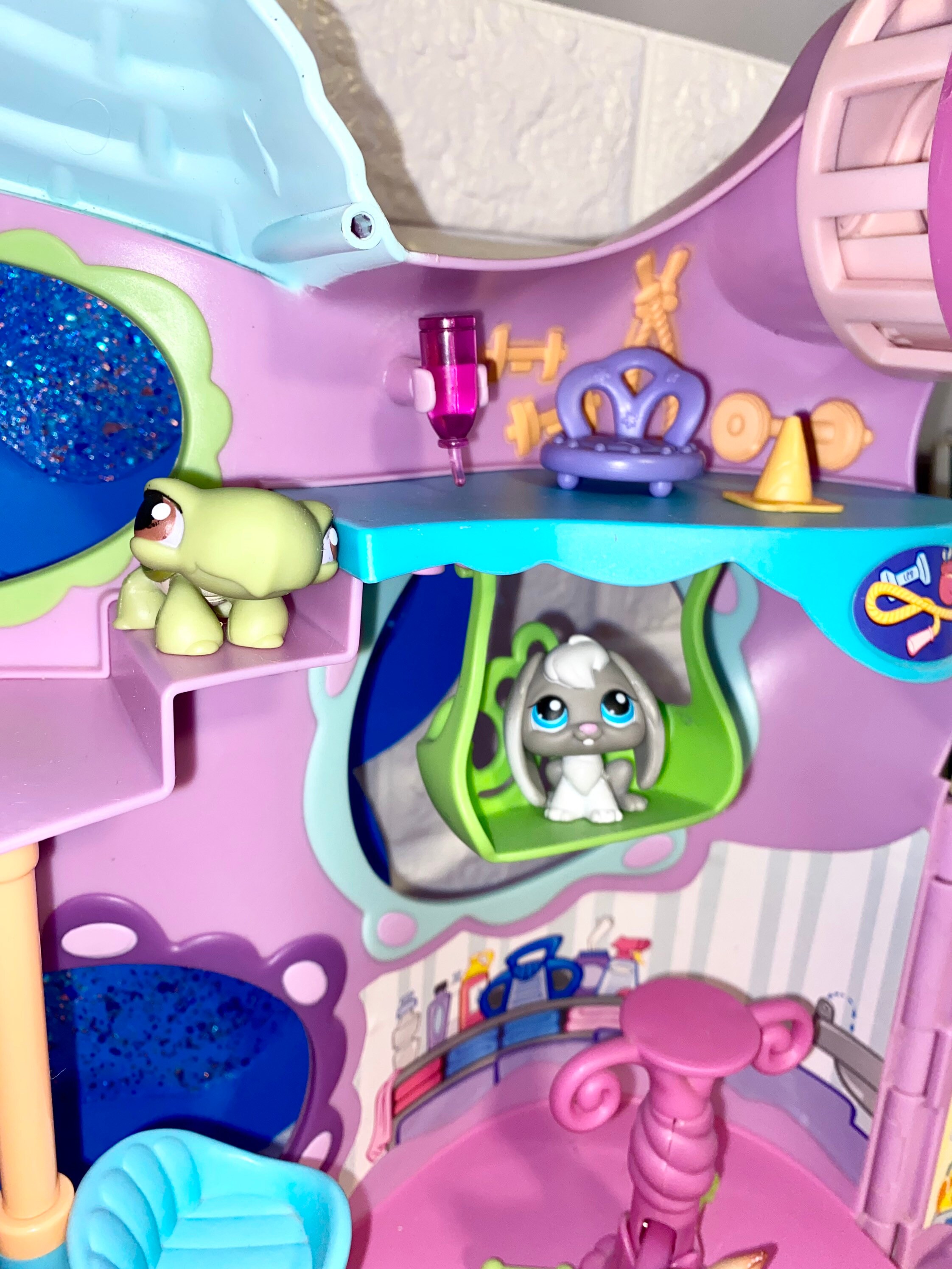  Hasbro Littlest Pet Shop Tail Waggin Fitness Club