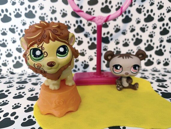 old littlest pet shop