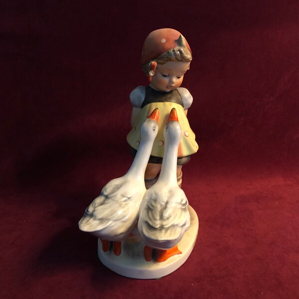 Hummel collectable "Goose Girl", Goebel Hum #47/11