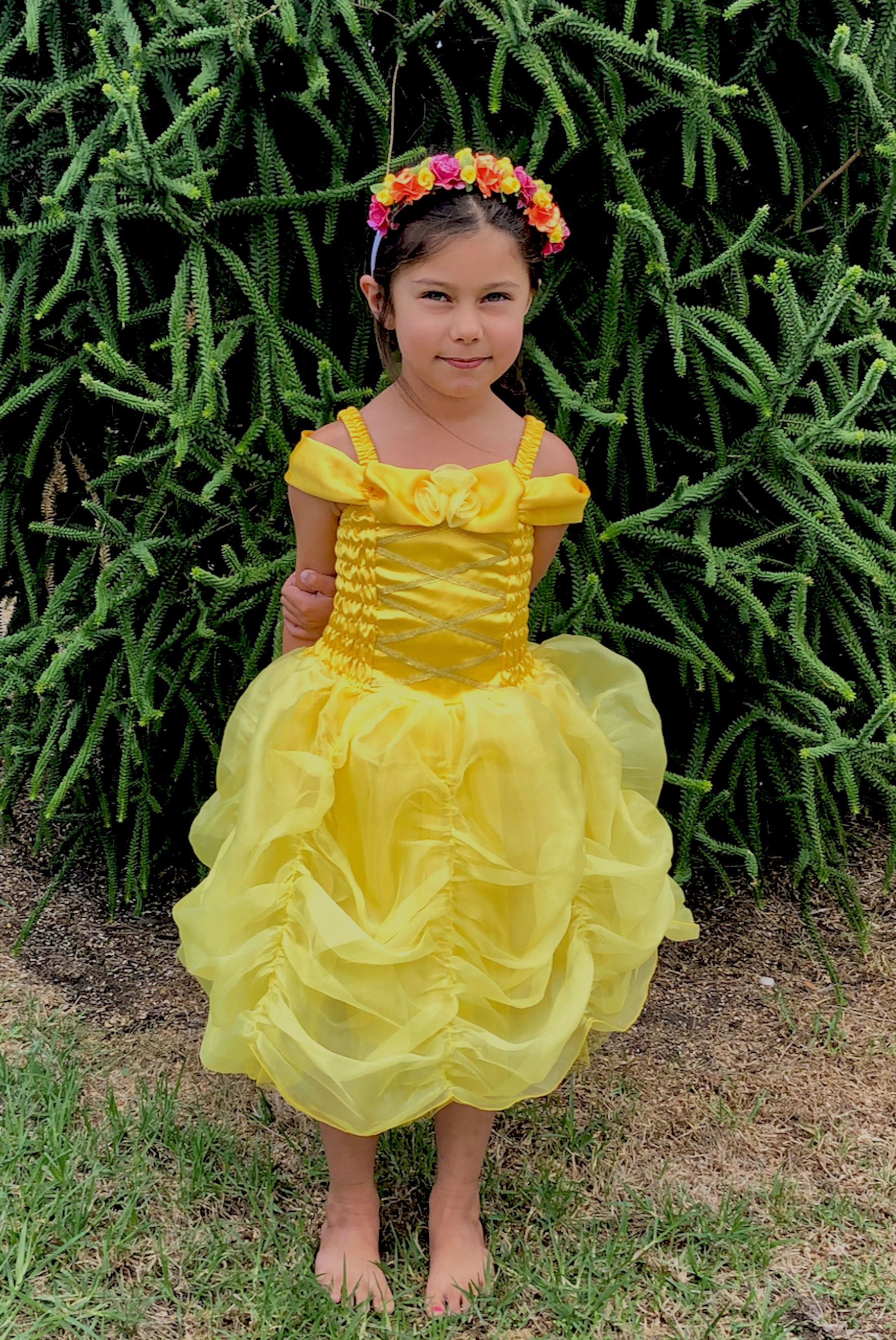 Disney belle outfit top