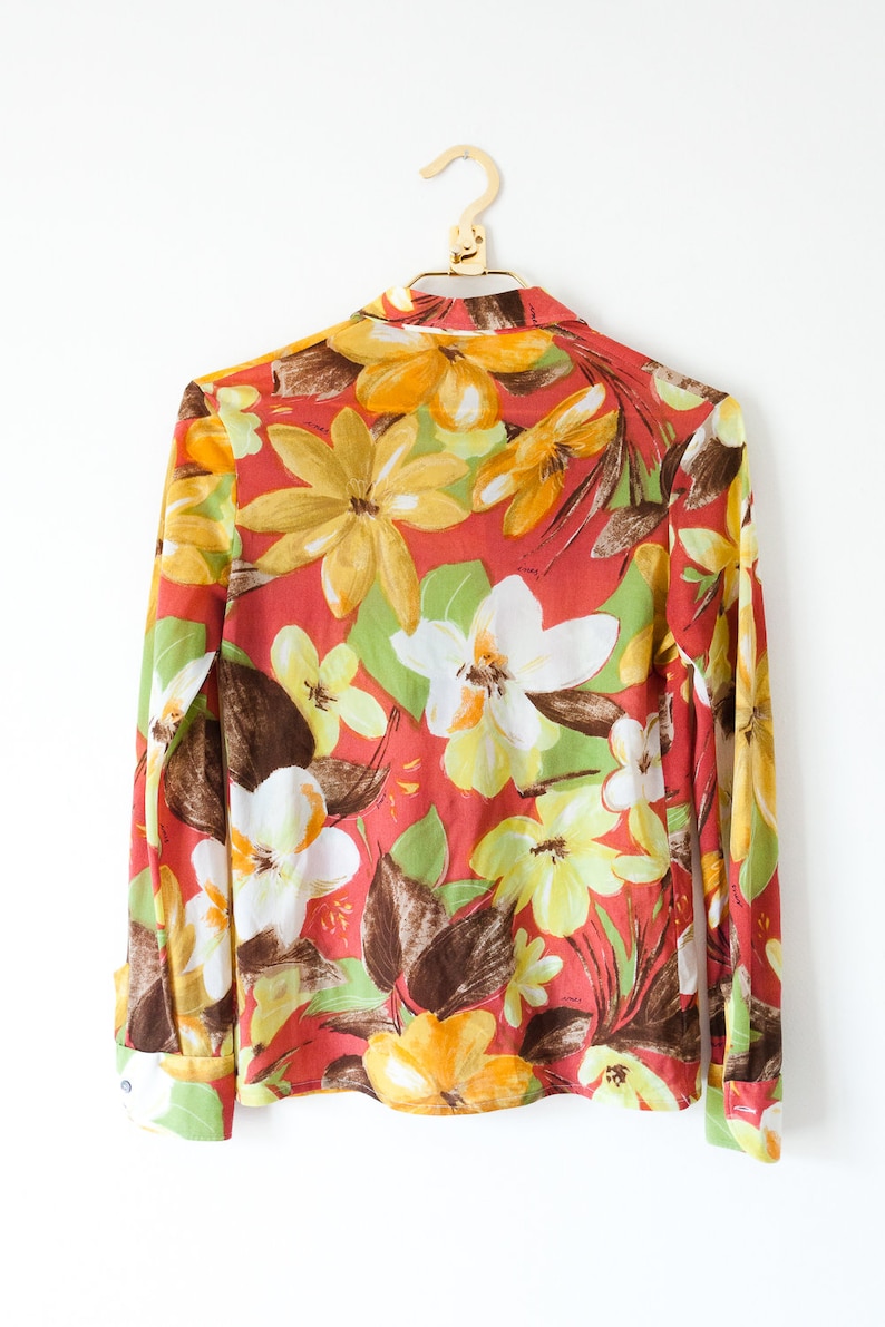 70/'s Vintage Shirt for woman with flowers paints