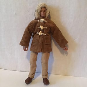 1/6 Male doll such as Phicen, TBL, Hot Toys outfit