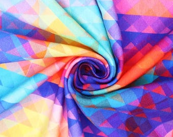 Tela francesa de rizo con diseño geométrico caleidoscopio