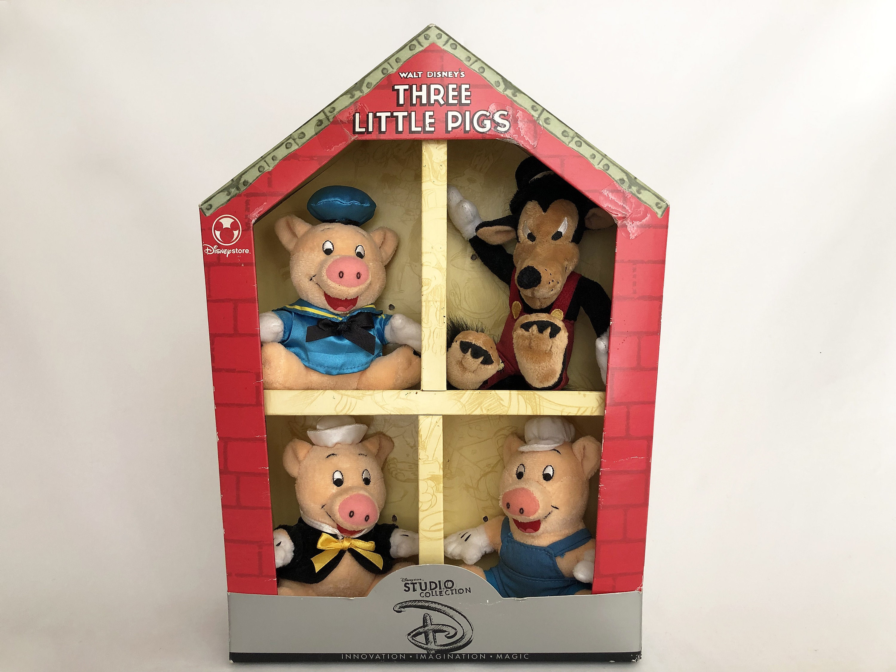 Three little hotsell pigs toy set