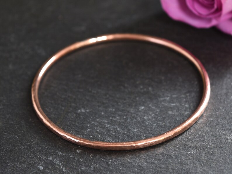 Textured Copper Bangle, Hand Forged Bracelet, Medium Weight, Minimalist Jewellery, Copper Anniversary Gift image 4