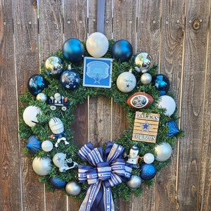 Cowboys Inspired Holiday Wreath with remote controlled led lights, Cowboys Wreath, Football Wreath