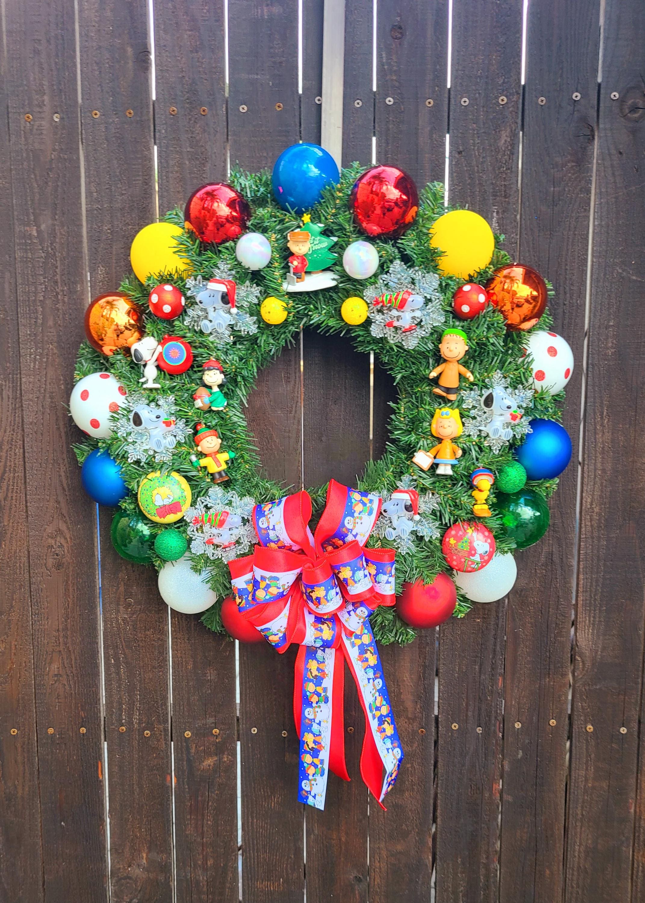 Peanuts Holiday Wreath: Collector Wreath With Musical LED Lights