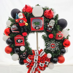 24” Georgia inspired Holiday Wreath with battery powered led lights