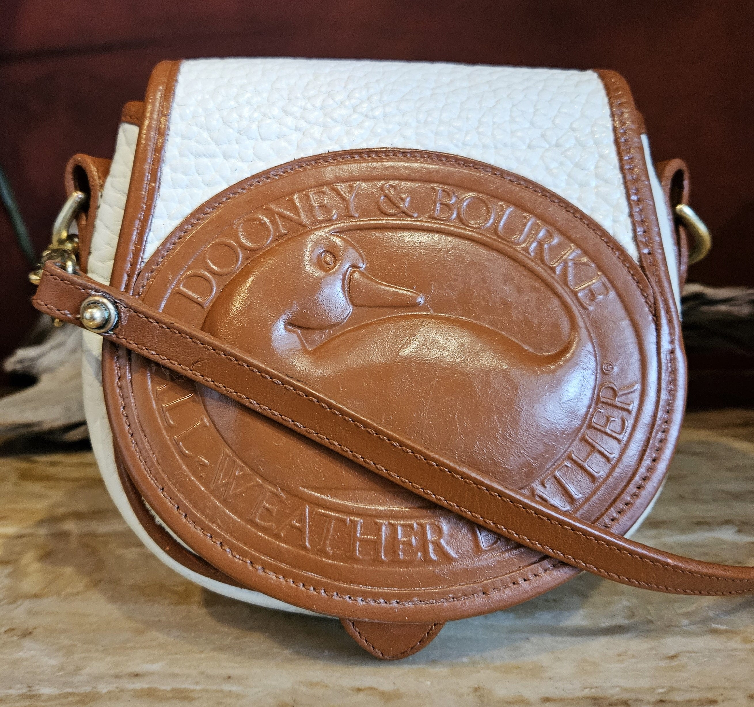 Saddle Bag Vintage Dooney Bourke AWL | Vintage Dooney Bourke All-Weather  Leather Shoulder Bag | Dooney Saddle Bag