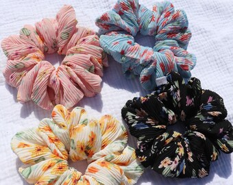 Pleat Floral Scrunchie - 4 Colours