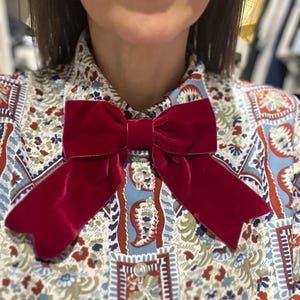 Clip-On Velvet Bows button cover