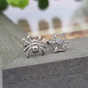 16G* Small Spider and Spider Web cartilage piercing/post bar externally thread