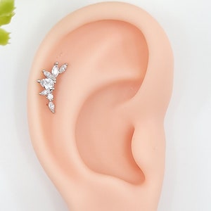 16G* Elegant Crown Leaf Cartilage Piercing/Top design: 14.5mm long/Various post bar externally threaded and 20G is available