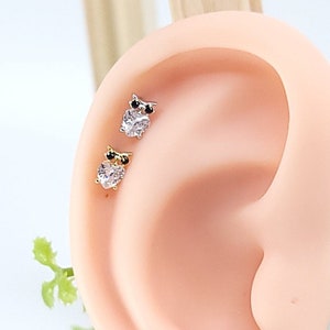 16G* Cute Wisdom Owls Cartilage Piercing/ Top Design size: 4.3 x 6 mm/ Various Post Bar/ Externally thread and 20G is available