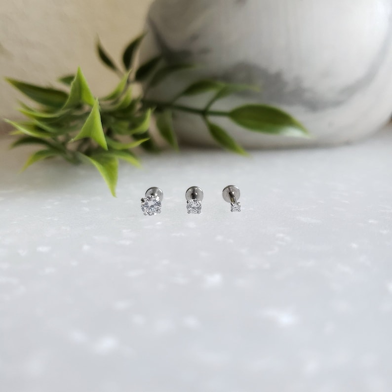 16G 2,3 or 4mm SILVER Cubic Zirconia Helix ConchTragusCartilage Piercing