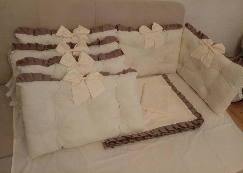 Ivory Brown Luxury Nursery bedding set Bumper Pads Baby Toddler Unisex isex Crib Bedding set Cot set with Blanket Cover Sheet