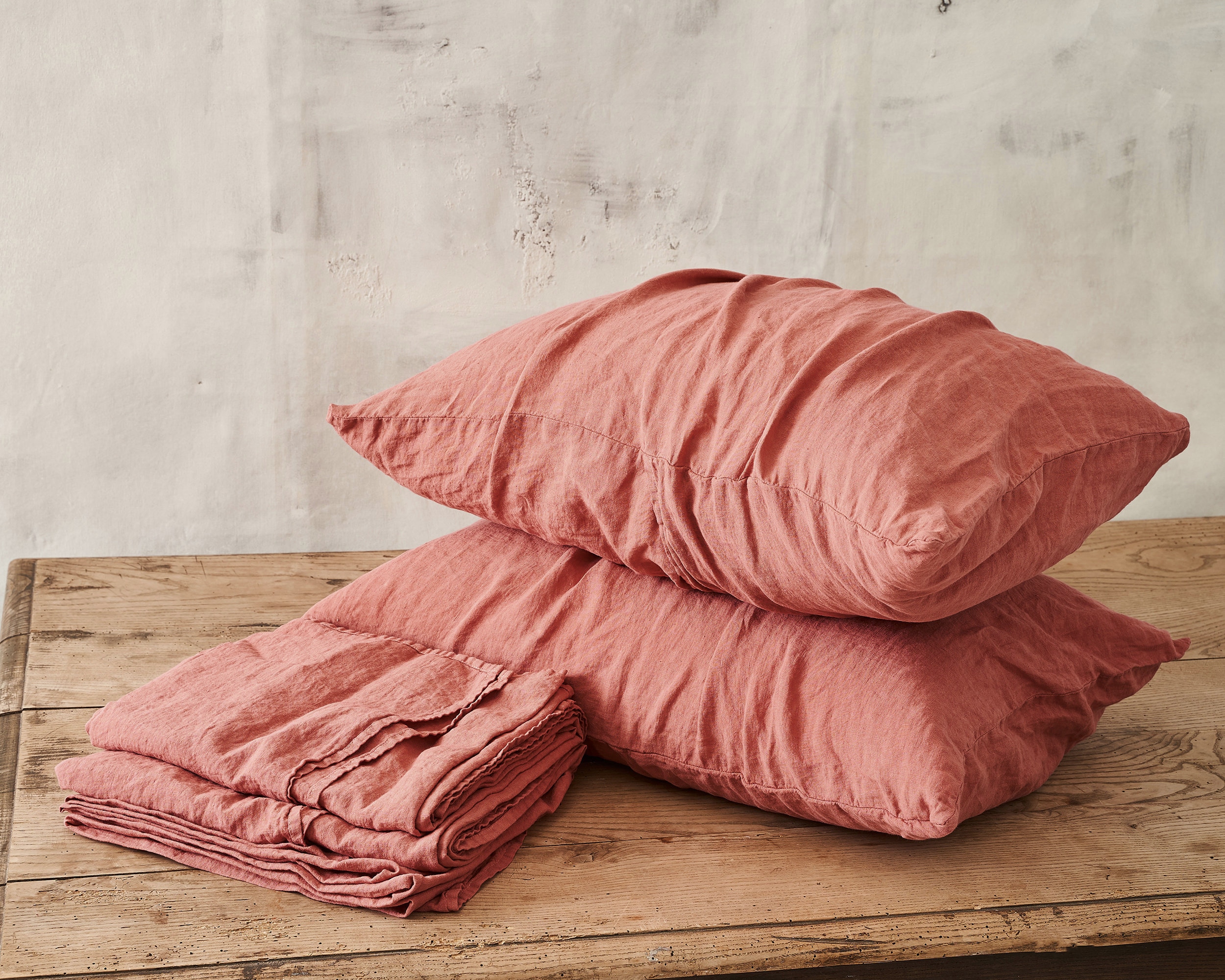 3-Piece Linen Sheet Set: Flat Sheet & Pillow Covers