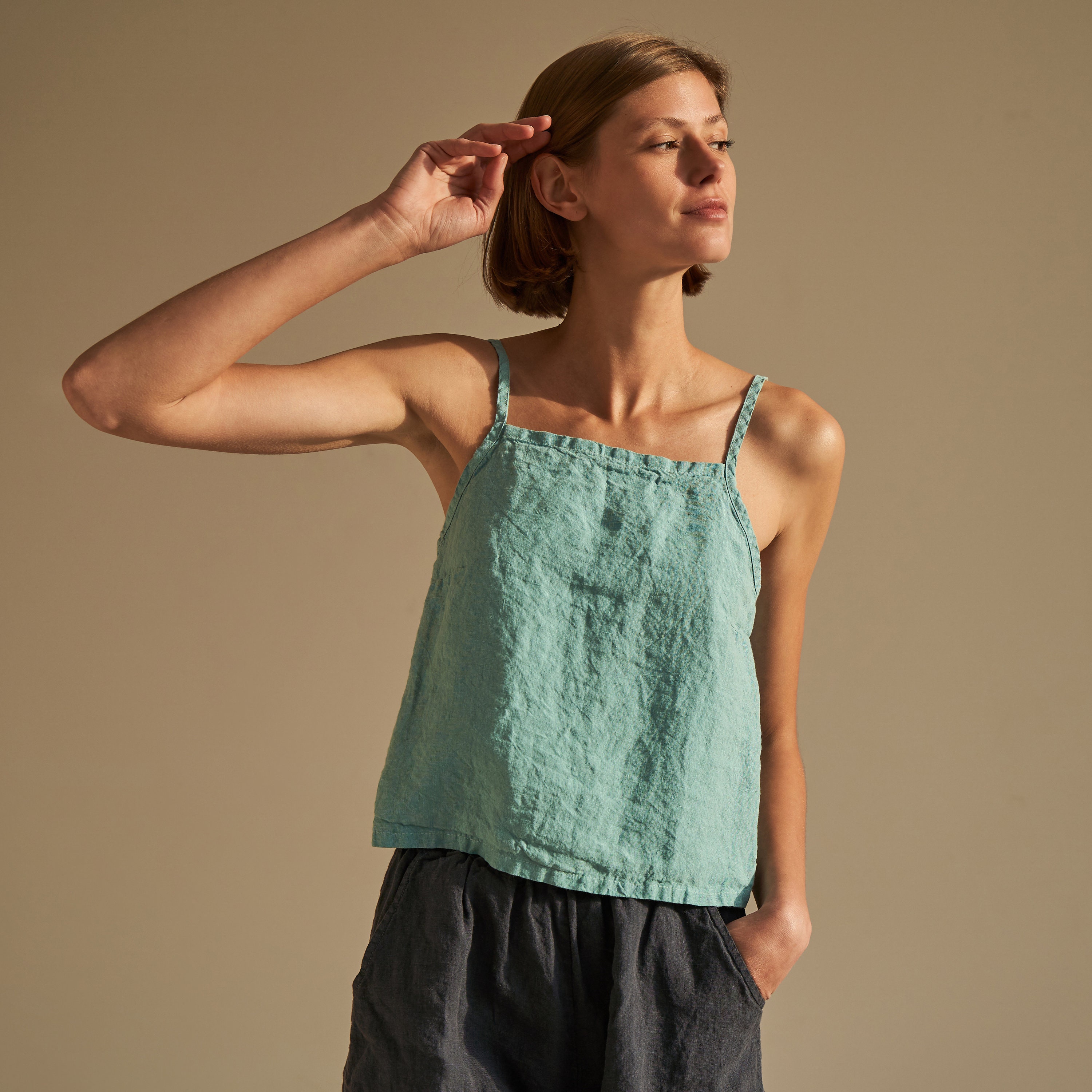 HYKE Linen Crop Top cropped top ベスト　リネン 新品 HYKE ハイクLINEN CROP TOP リネン クロップ トップ ベスト