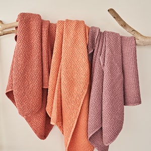 Canyon Clay Linen Waffle Bath Towel: Large, Softened Linen-Cotton