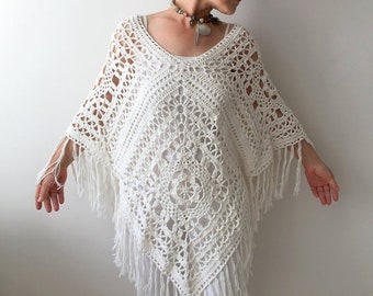 Poncho au crochet, cape bohème, poncho carré de grand-mère, couverture ivoire, cape en coton, poncho à franges, haut d'été en dentelle, poncho pour femme