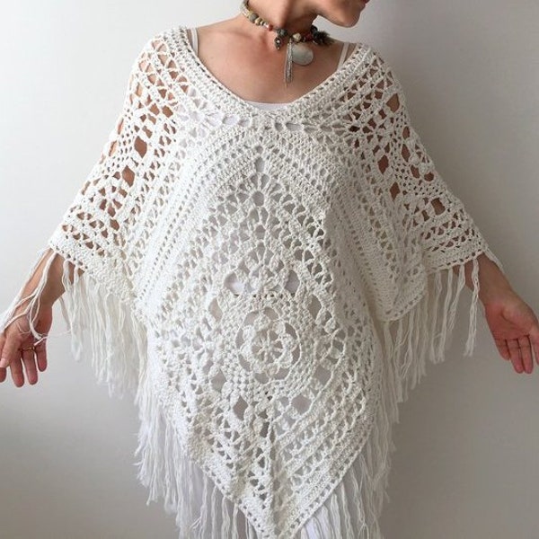 Poncho au crochet, cape bohème, poncho carré de grand-mère, couverture ivoire, cape en coton, poncho à franges, haut d'été en dentelle, poncho pour femme