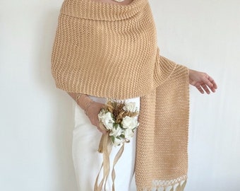 Châle beige camel, écharpe de mariée, étole de mariage, couverture en laine de mohair, mariage automne hiver, cadeau de demoiselle d'honneur, mariée, bohème, à franges