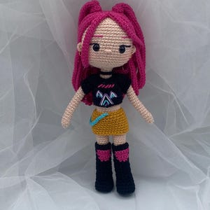 Crochet pattern bundle K-pop, Amigurumi K-Pop, 3-in-1 pattern pack, crochet pattern, K-pop girls, English, French and Spanish, PDF image 3