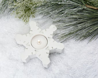 Concrete Snowflake Tealight Holder, Minimalist White Christmas Candle Holder, Modern Scandinavian Holiday Decor, Unique Festive Artisan Gift