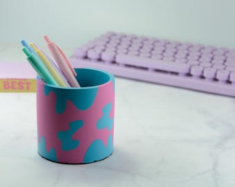 Pink & Turquoise Concrete Pen Holder, Colorful Desk Organizer, Dopamine Decor, Maximalist Office Decor, Handmade Pencil Holder
