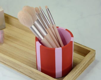 Red & Pink Concrete Makeup Brush Holder, Colorful Vanity Organizer, Dopamine Decor, Maximalist Decor, Handmade Brush Holder