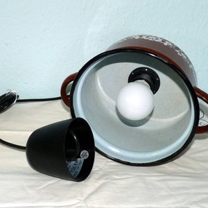 Pendant lamp made of a vintage enamel pot hanging lamp