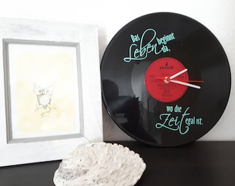 Record clock with saying quiet movement