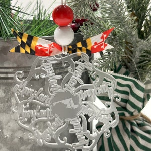 Maryland Snowflake Christmas Ornament, Snowflake Ornament, State of Maryland, Car Charm, MD Bag Tag, Maryland Flag, State Snowflake Ornament