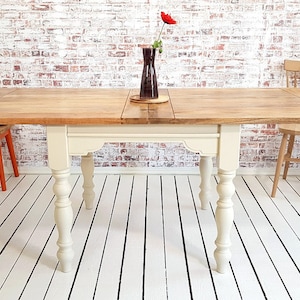 Extending Rustic Farmhouse Turned Leg Dining Kitchen Table Solid Hardwood Space Saving