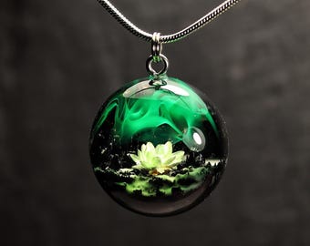 Aurora-hanger houthars – glow-in-dark bloemenketting
