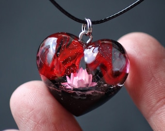 Roze bloemharsketting - houthars echte bloemhanger, handgemaakte reisin-sieraden, op de natuur geïnspireerd cadeau voor haar, cadeau voor geliefde