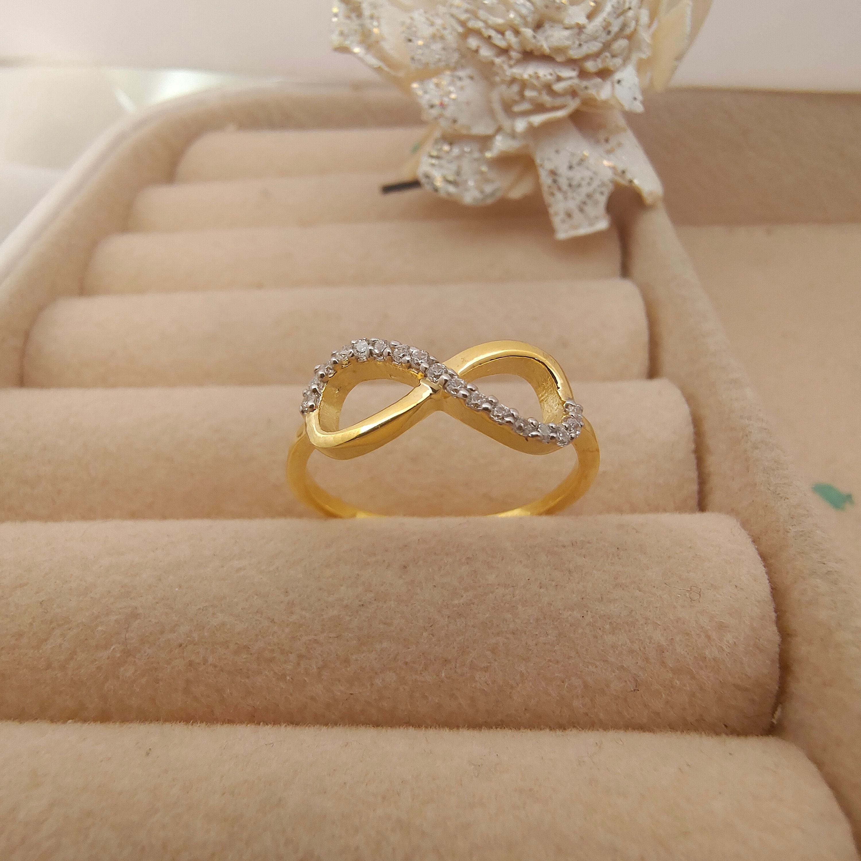 Unique Infinity Two Tone Gold Diamond Wedding Ring For Women - Vidar  Boutique