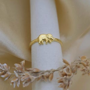 Bague éléphant en or 14 carats | Bague porte-bonheur | Bague minimaliste | Bijoux animaux