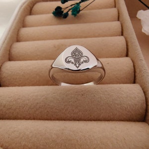 Anillo de flor de lis, flor de lis en plata de ley, anillo heráldico francés europeo con lirio, símbolo de pureza, joyería de flor de lis, 12 estilos