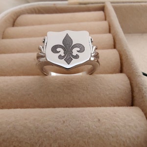 Chevalière fleur de lys en argent sterling, fleur de lys européenne française, bague fleur de lys, bague homme, cadeau pour lui, chevalière homme classique