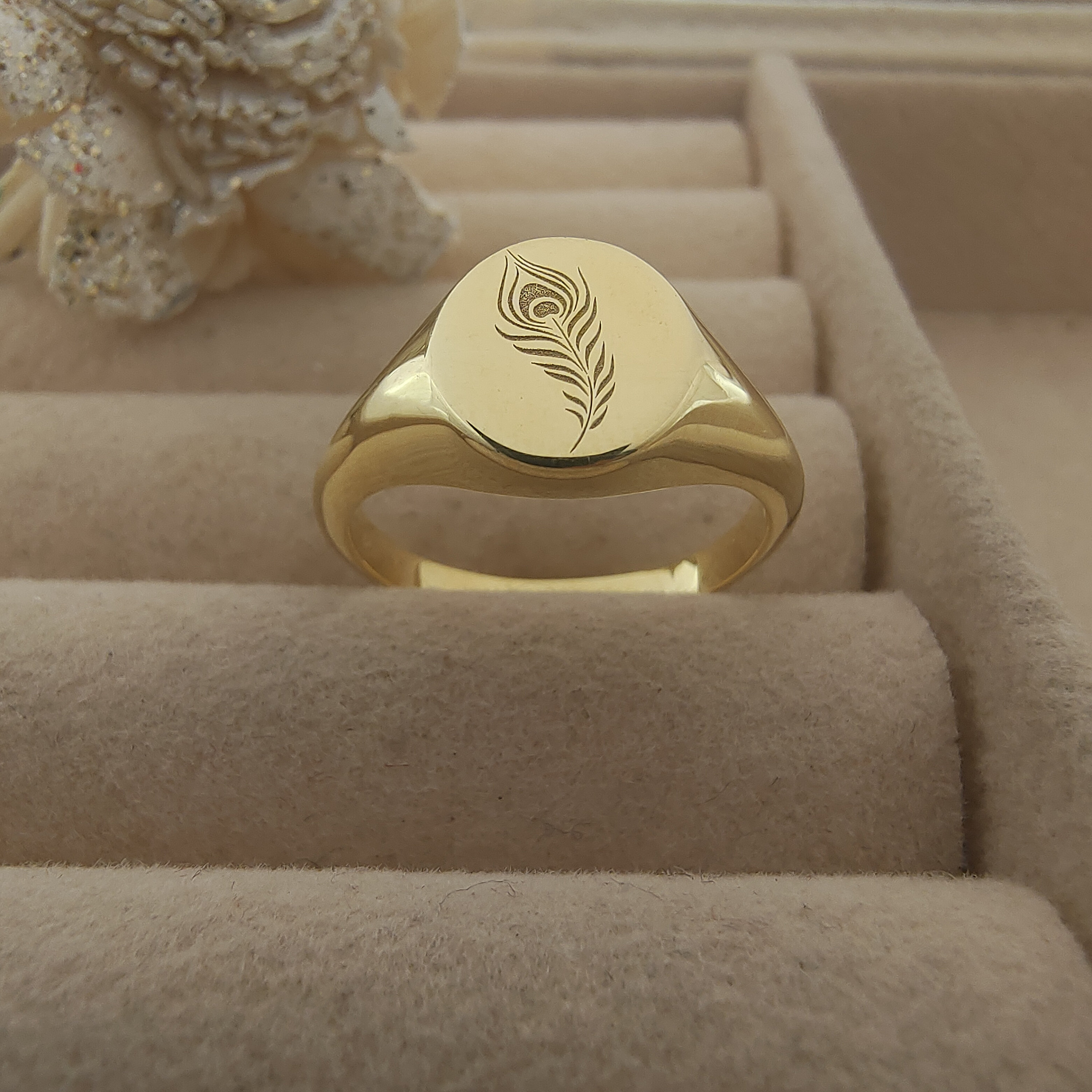 Peacock deals gold ring