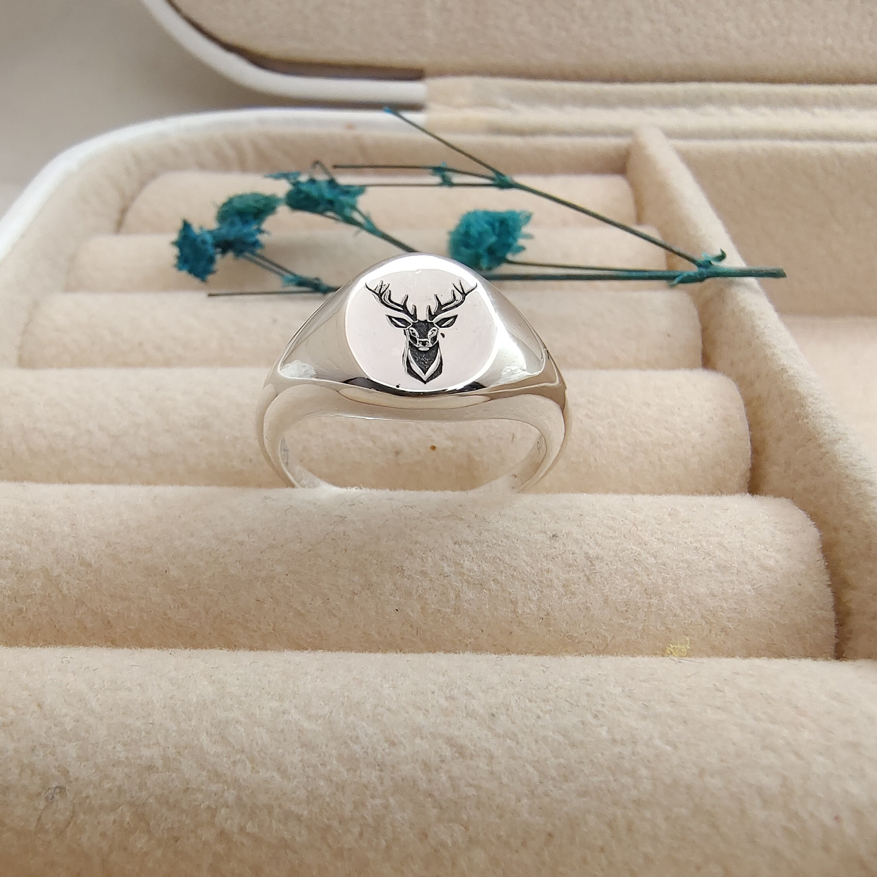 Deer signet ring clearance