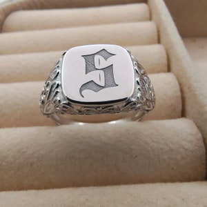 Anillo de plata de ley para hombre, anillo con inicial para hombre, regalos para hombre, joyas para hombre, regalo de cumpleaños para él, regalos personalizados para el esposo, regalo del día del padre