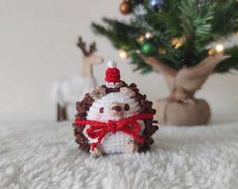 Spikey the hedgehog crochet pattern, small christmas animal amigurumi, cozy fall decor, PDF pattern
