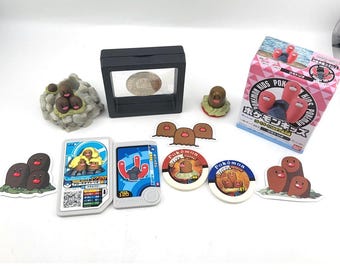 Diglet Dugtrio Lot Bundle Pokemon Center Bandai Tomy Figuren Münzen Tokens