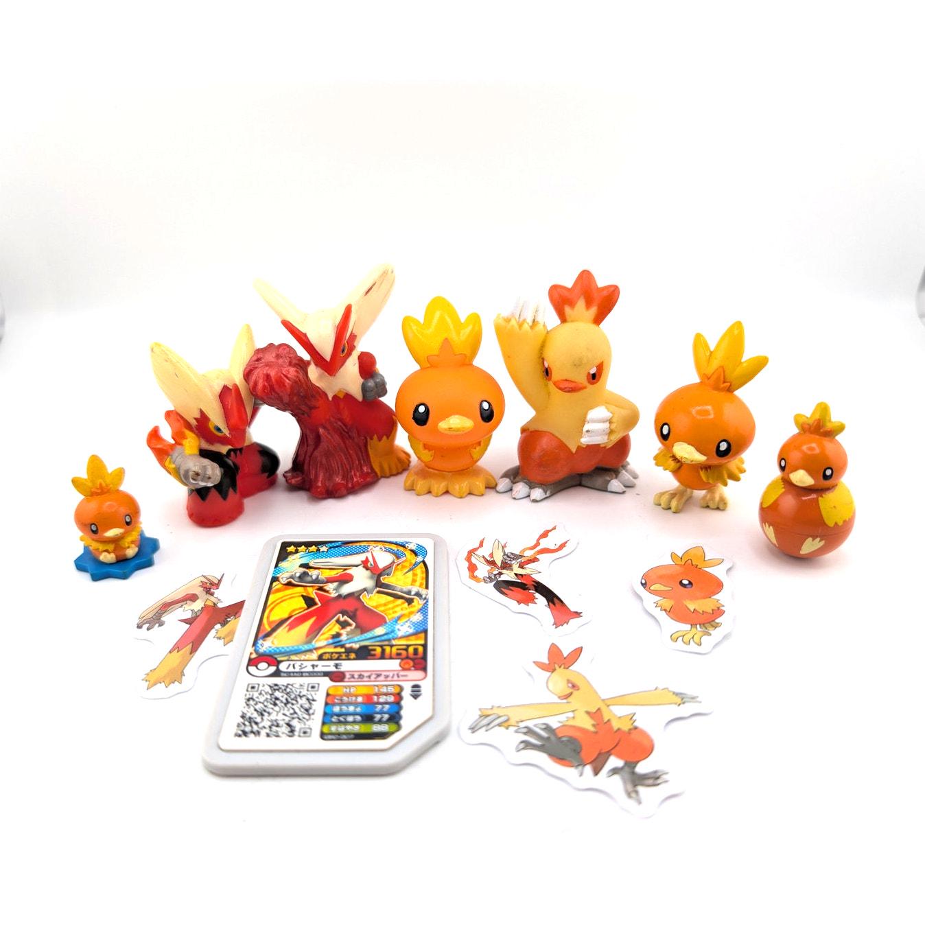 Pokémon Bandai Official Kid Figures Finger Puppet Toy Torchic