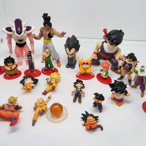 Dragon Ball Z Lot figures Toy Bandai Goku Vegetta Piccolo Frieza