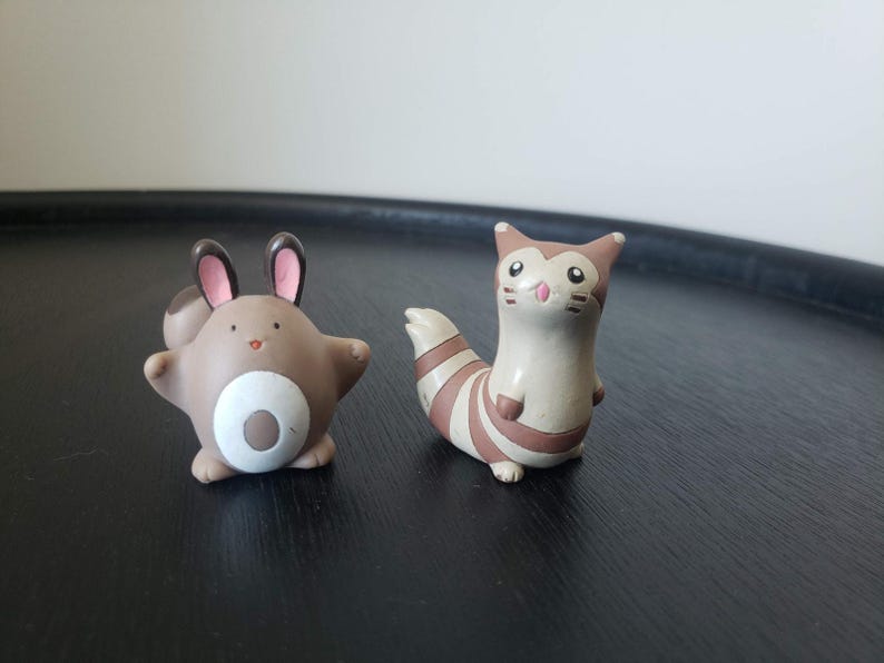 Sentret and Furret Finger Puppet figures Bandai Pokemon image 1
